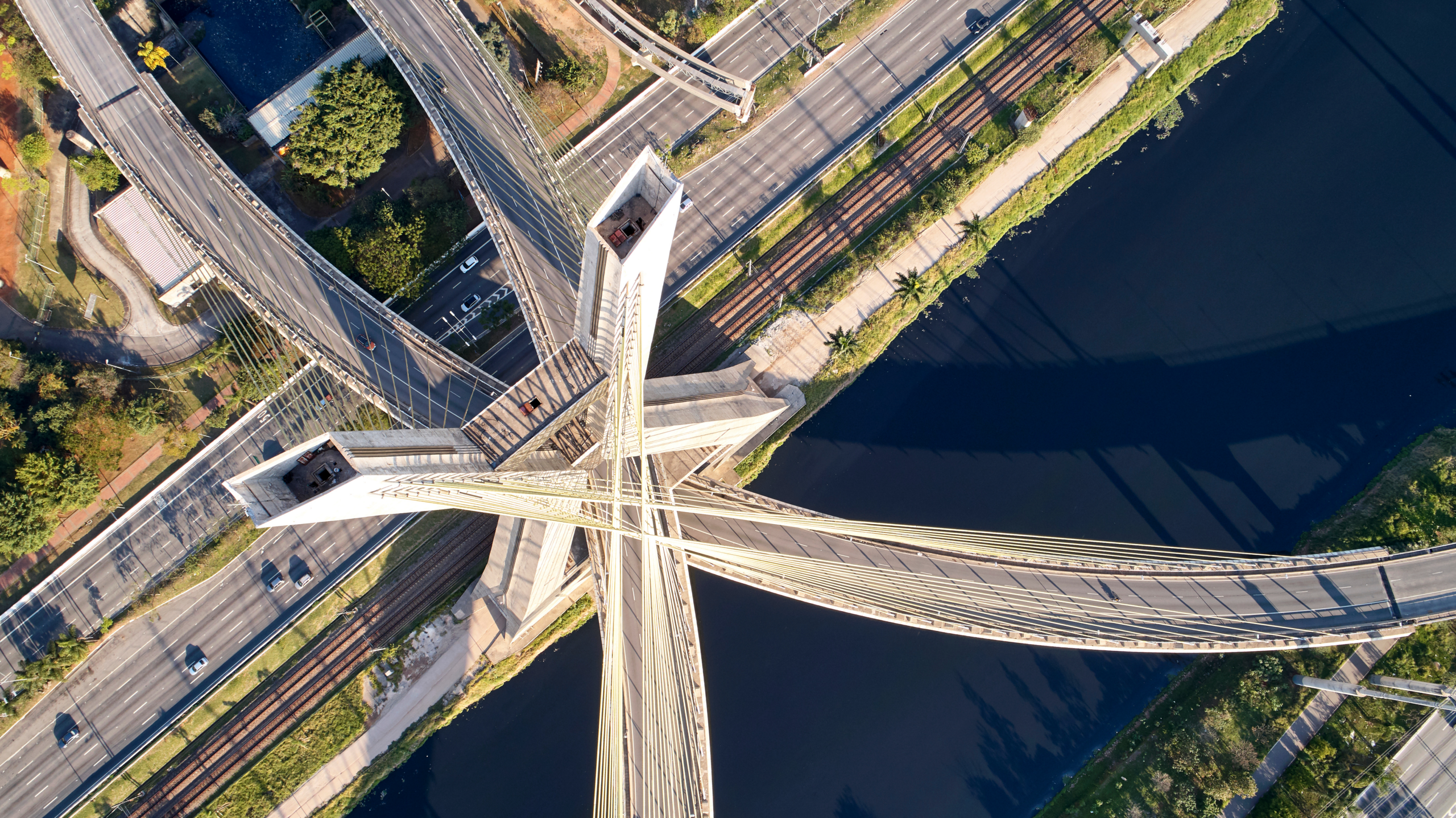 La fe traza y construye puentes